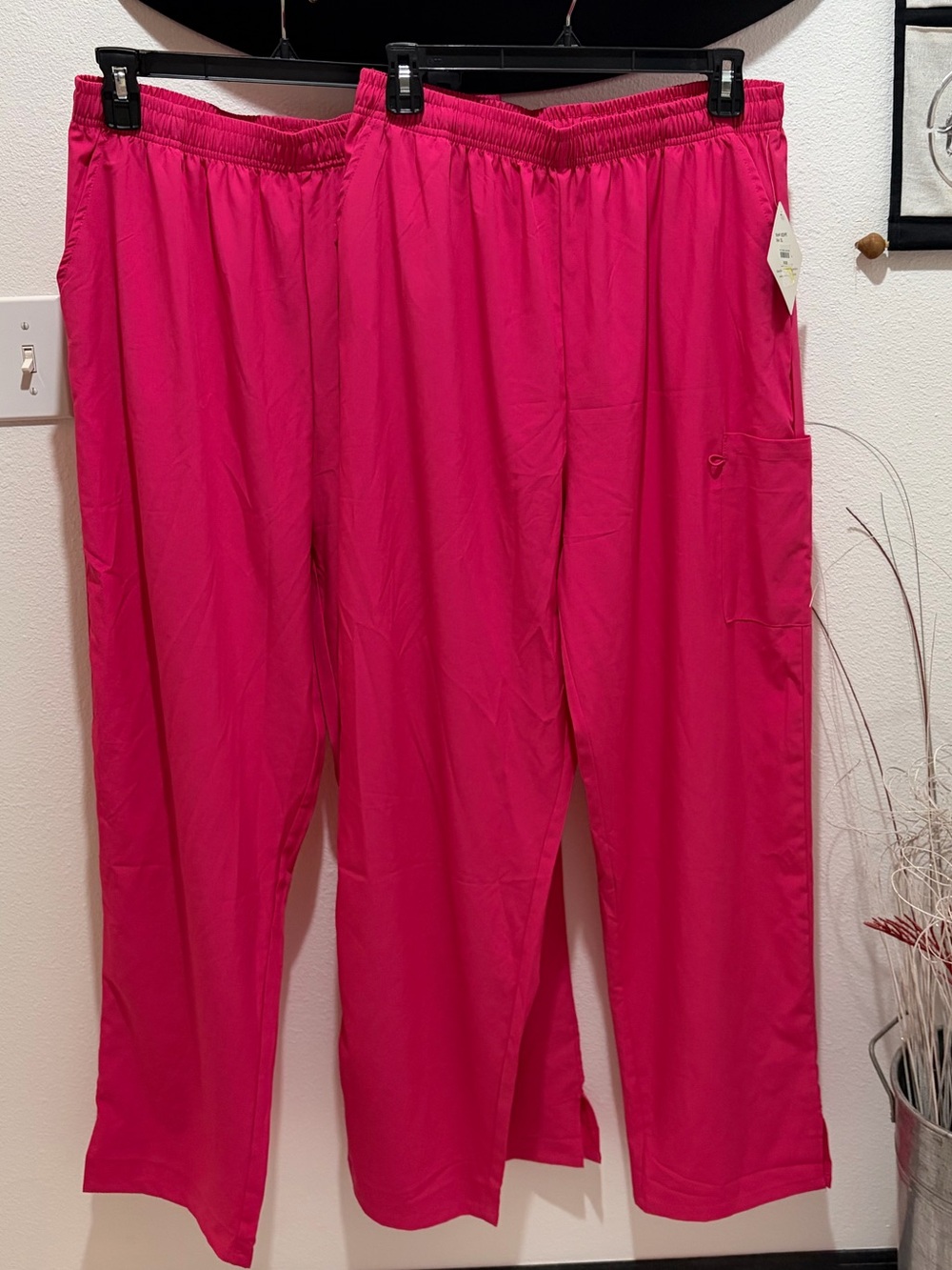 🆕JDM Divine Stretch Pink Scrub Pants w/Pockets - Set of 2 - XL